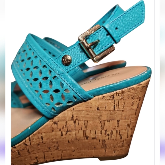Liz Claiborne Wedge Sandals Kian Teal Blue Laser Cut Sz 6 Resortcore Whitelotus - Picture 6 of 8